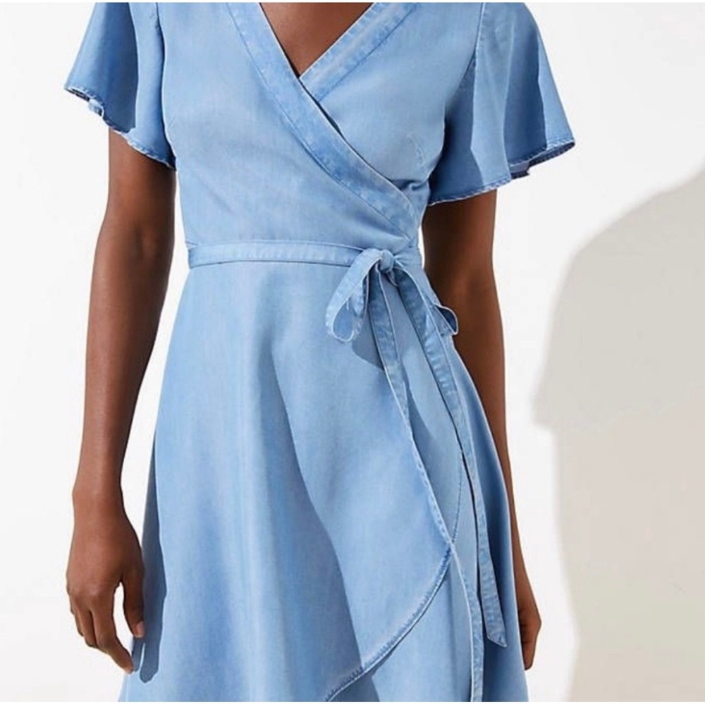 LOFT Chambray Wrap Dress Casual Blue 4 Flutter Sleeve Lyocell